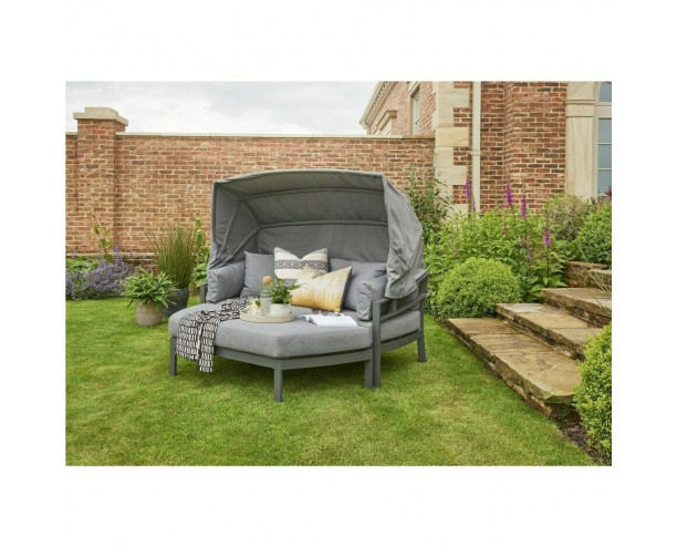 Norfolk Leisure Titchwell Luxury Garden Furniture Day Bed